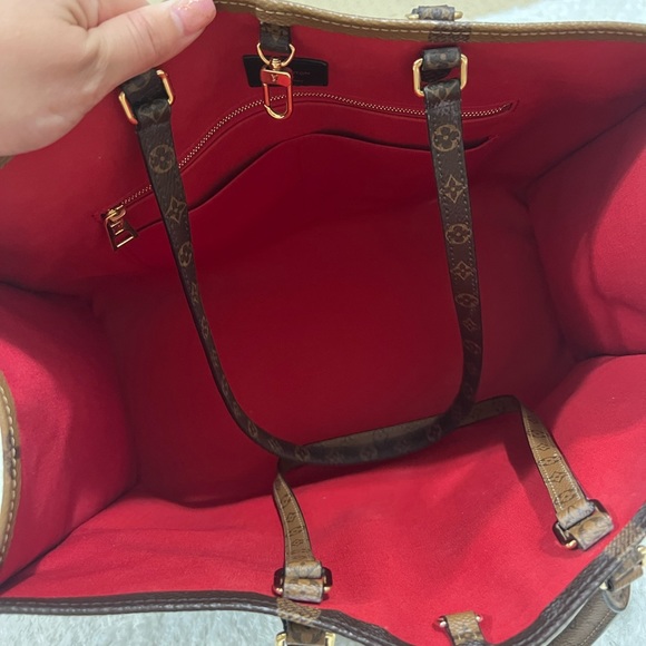 Louis Vuitton On The Go GM - Picture 2 of 5